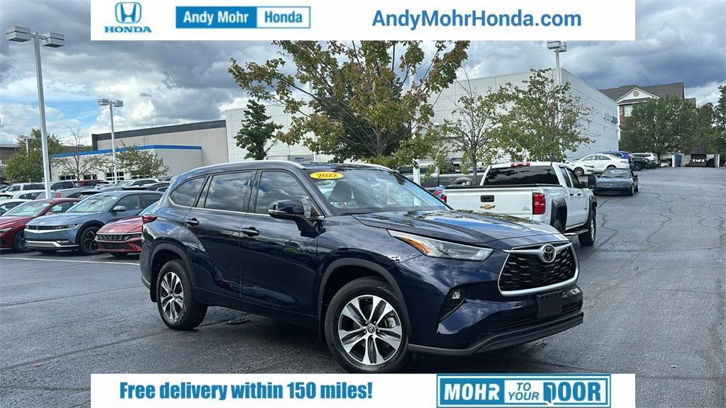 used 2022 Toyota Highlander car, priced at $35,827