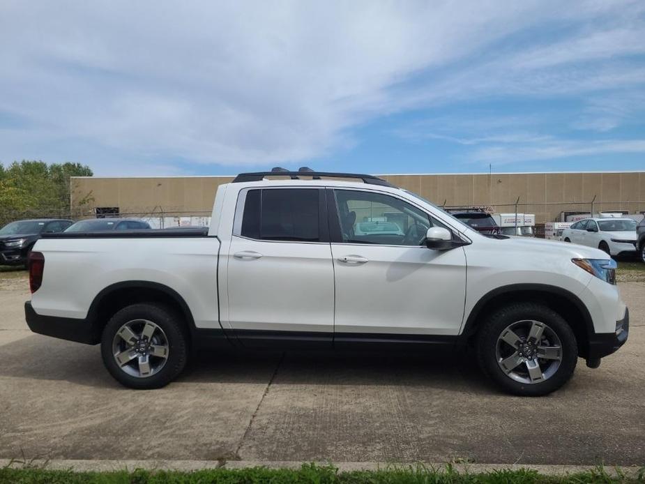 new 2025 Honda Ridgeline car, priced at $45,830