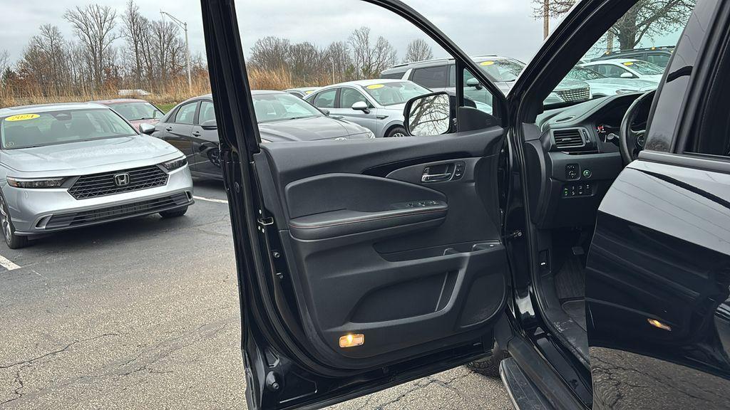 used 2023 Honda Ridgeline car, priced at $33,709