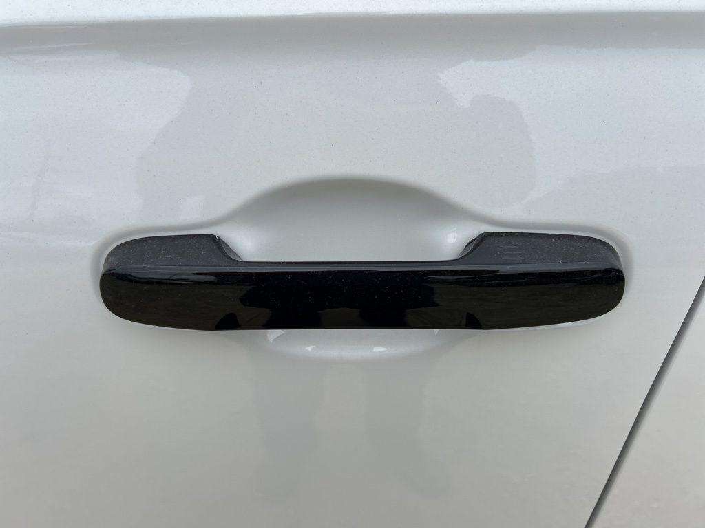 new 2025 Honda Pilot car, priced at $48,359