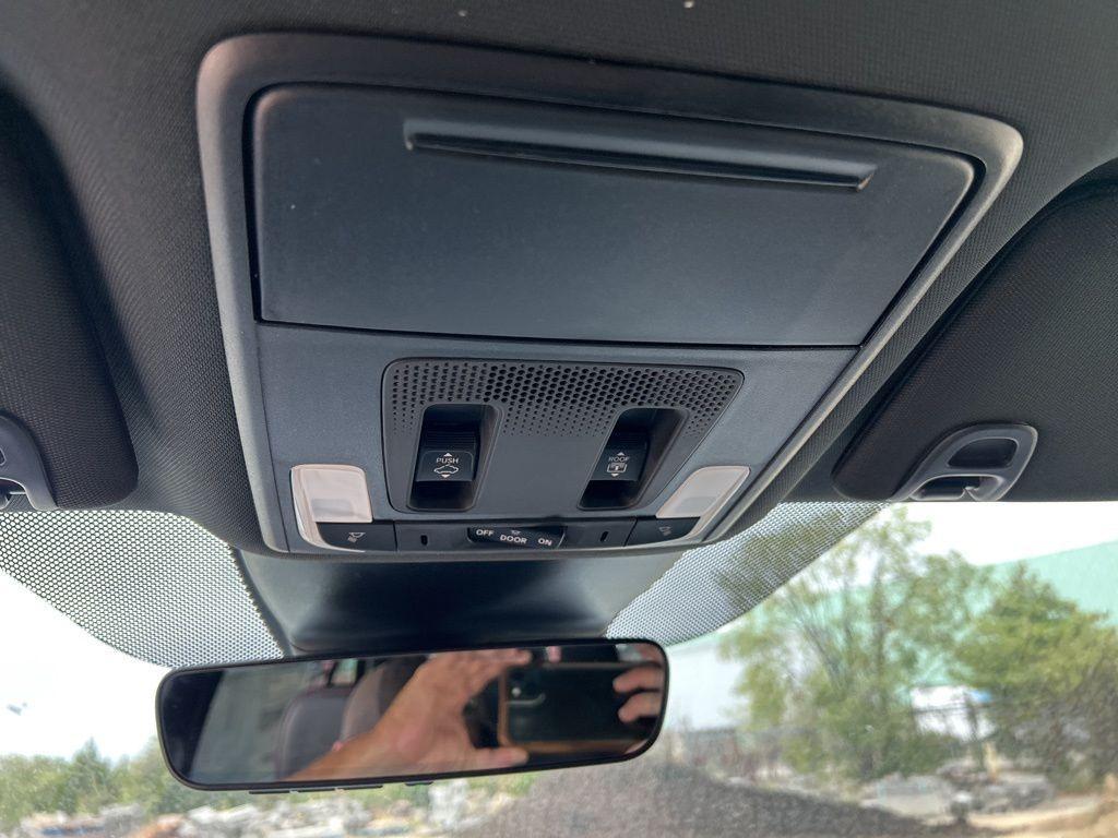 new 2025 Honda Pilot car, priced at $48,359