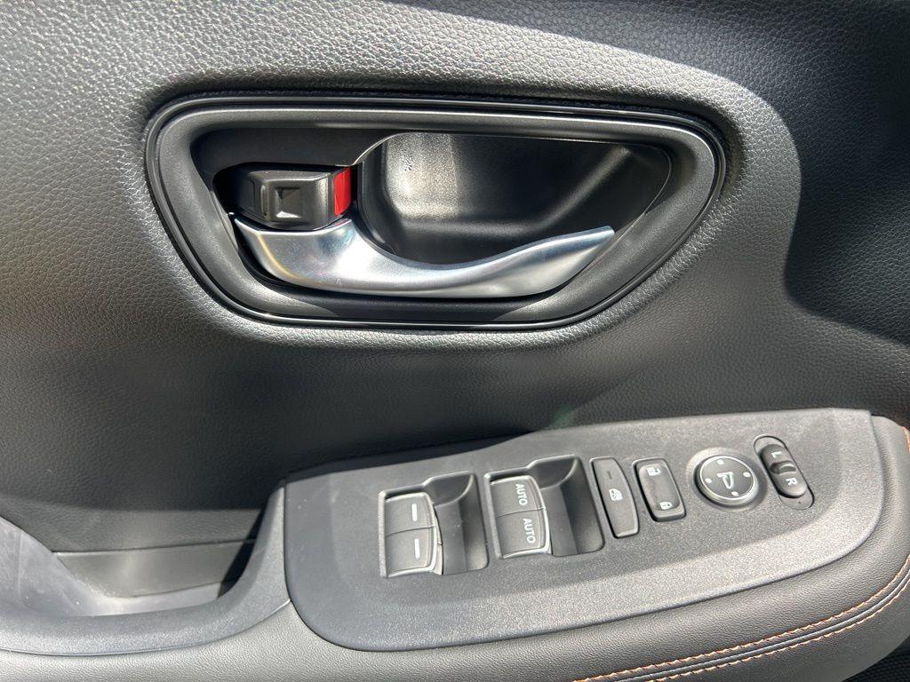 new 2026 Honda HR-V car, priced at $30,542