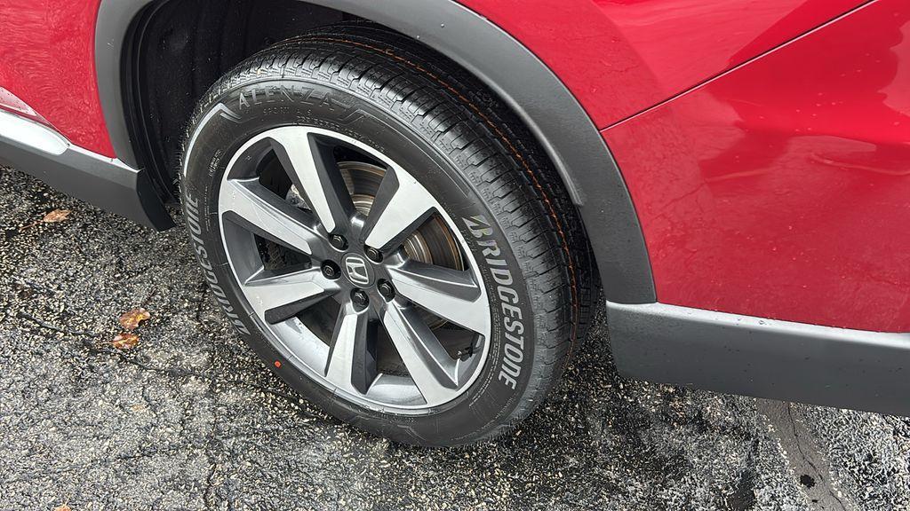 used 2023 Honda Pilot car, priced at $39,406