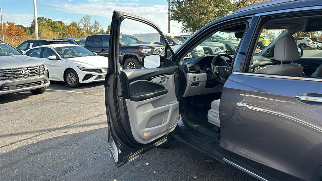 used 2019 Honda Pilot car, priced at $26,674