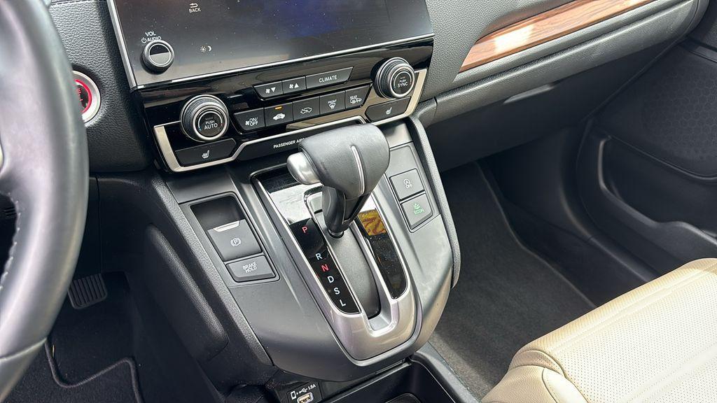 used 2022 Honda CR-V car, priced at $30,325