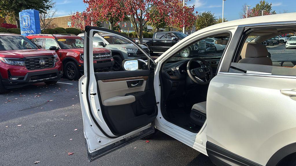 used 2018 Honda CR-V car, priced at $14,097