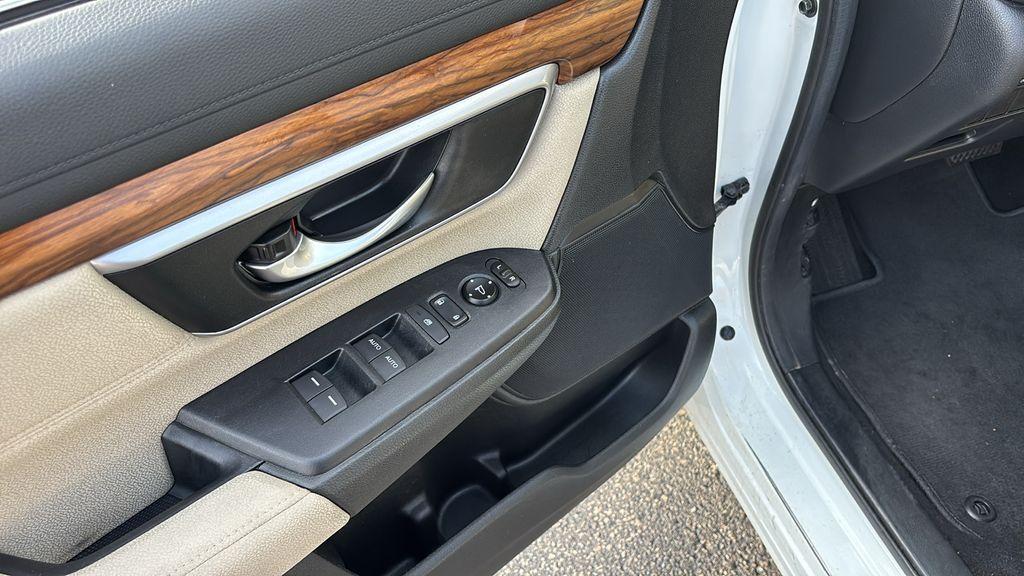 used 2018 Honda CR-V car, priced at $14,097