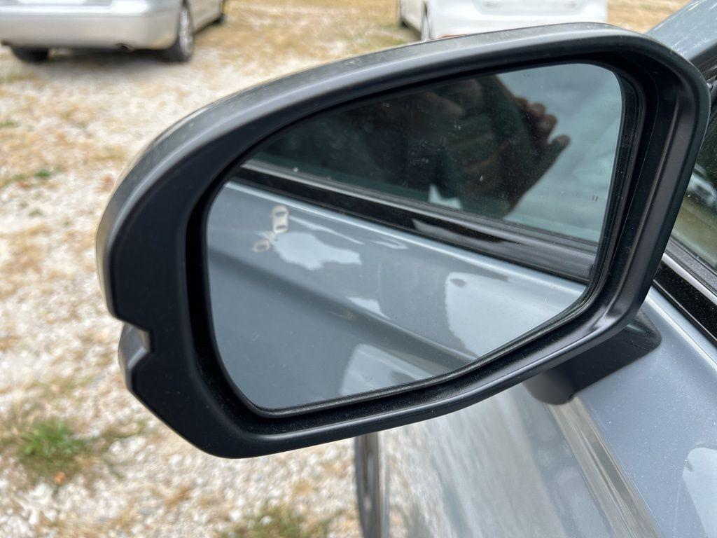 new 2026 Honda CR-V Hybrid car, priced at $40,615