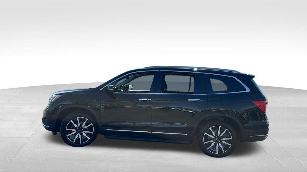 used 2022 Honda Pilot car, priced at $33,274