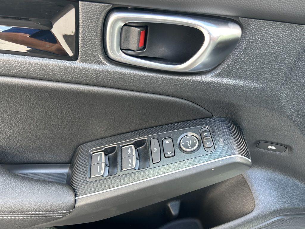 new 2025 Honda Civic Hybrid car, priced at $33,555