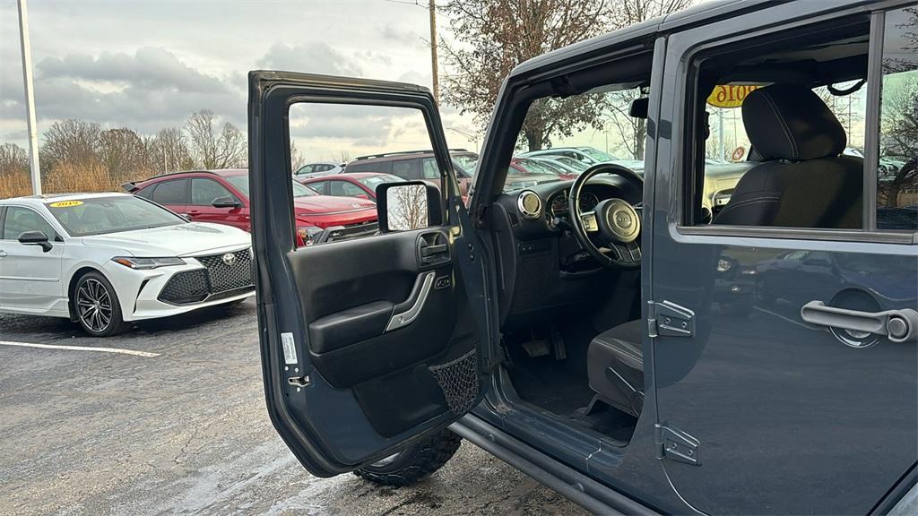 used 2016 Jeep Wrangler Unlimited car, priced at $22,556