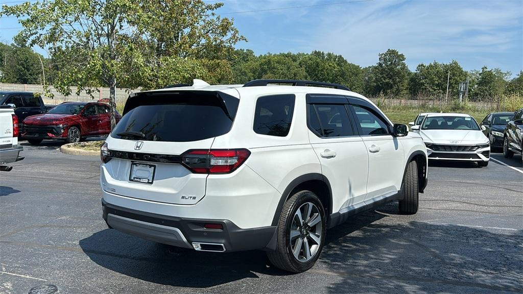 used 2024 Honda Pilot car, priced at $46,560