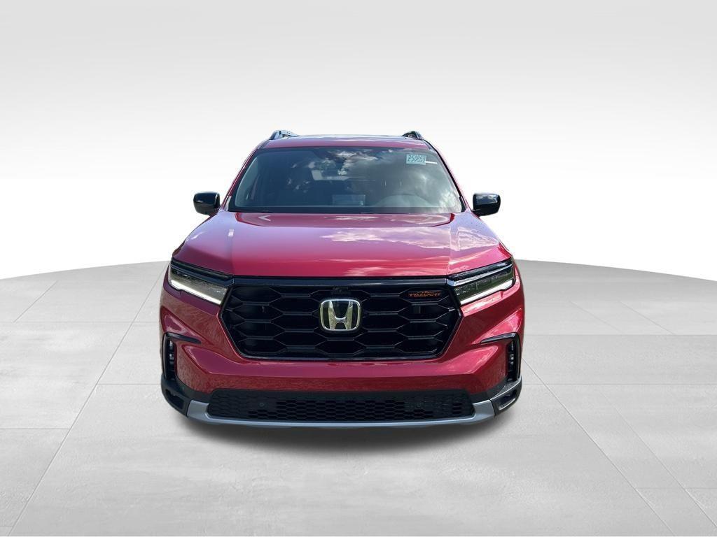 new 2025 Honda Pilot car, priced at $48,814