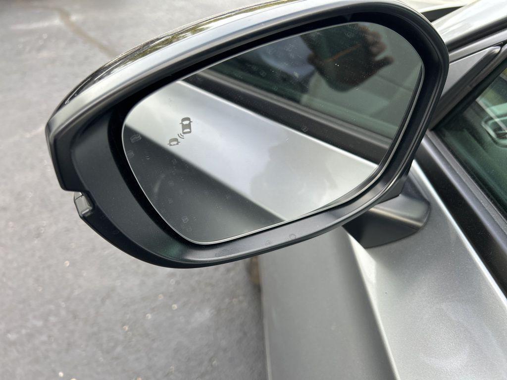 new 2026 Honda Civic Hybrid car, priced at $32,088