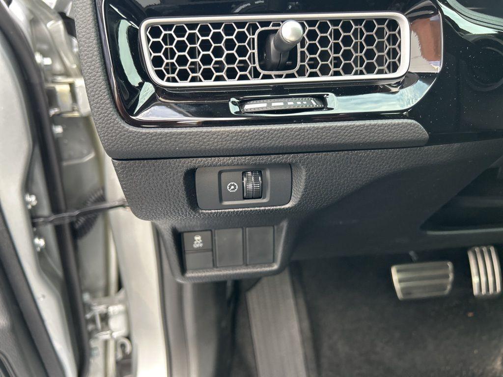 new 2026 Honda Civic Hybrid car, priced at $32,088