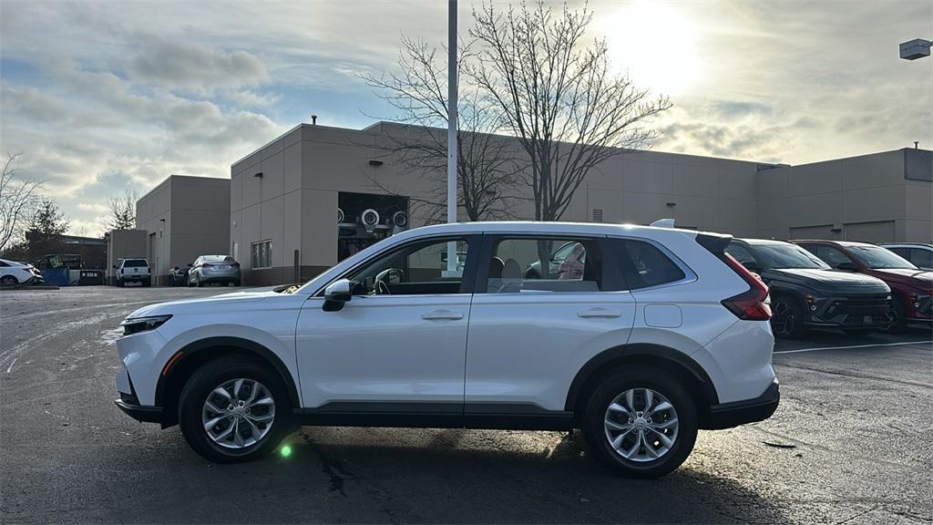 used 2023 Honda CR-V car, priced at $26,738