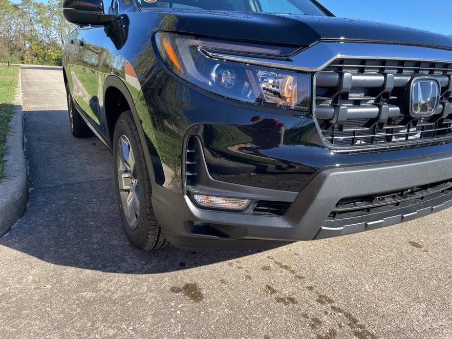 new 2025 Honda Ridgeline car, priced at $43,375