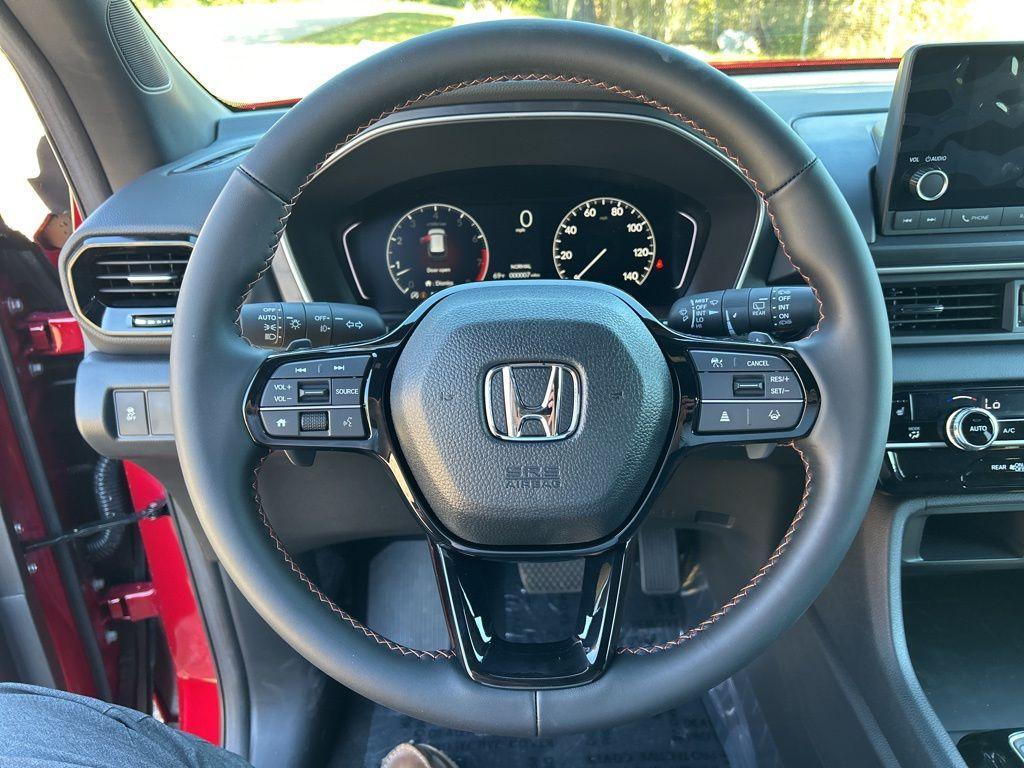 new 2025 Honda Pilot car, priced at $42,334