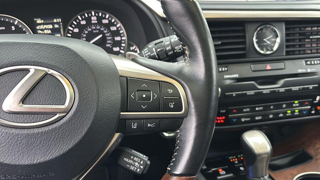 used 2022 Lexus RX 350L car, priced at $43,489