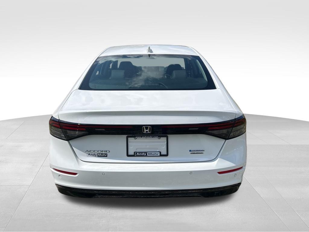 new 2025 Honda Accord Hybrid car, priced at $38,502