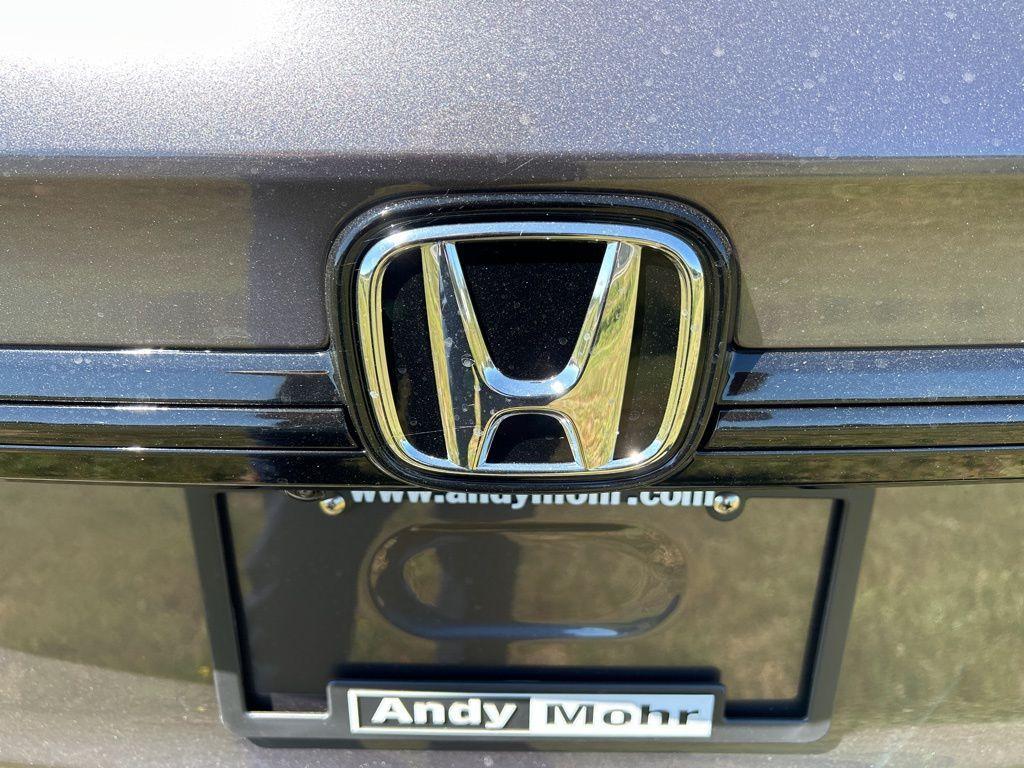 new 2026 Honda Odyssey car, priced at $43,183