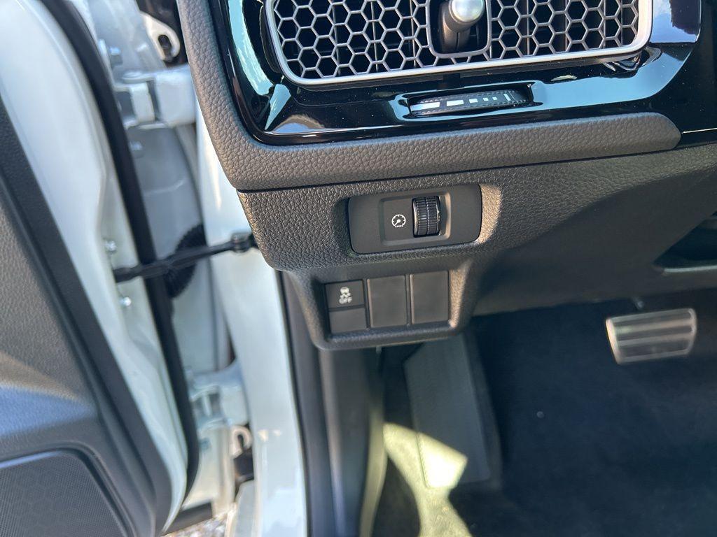 new 2026 Honda Civic Hybrid car, priced at $32,521