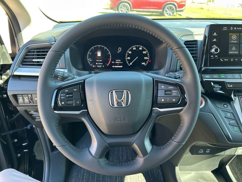 new 2026 Honda Odyssey car, priced at $42,737