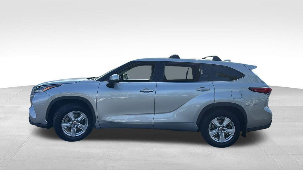 used 2020 Toyota Highlander car, priced at $22,812