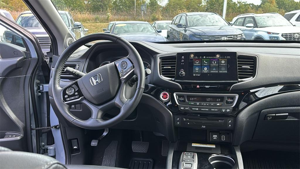 used 2022 Honda Pilot car, priced at $32,634