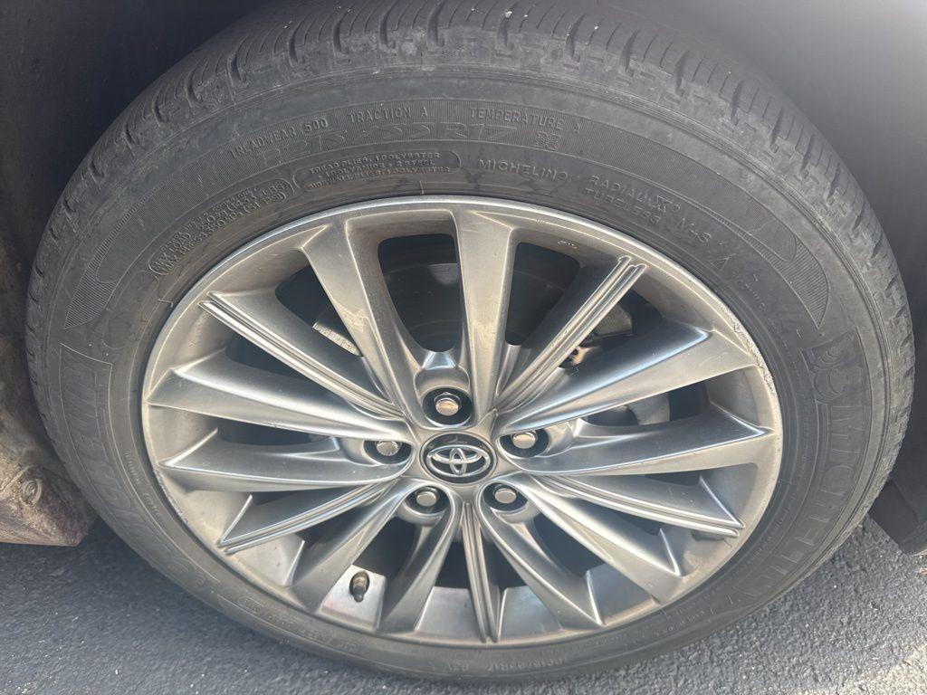 used 2016 Toyota Avalon Hybrid car, priced at $24,929