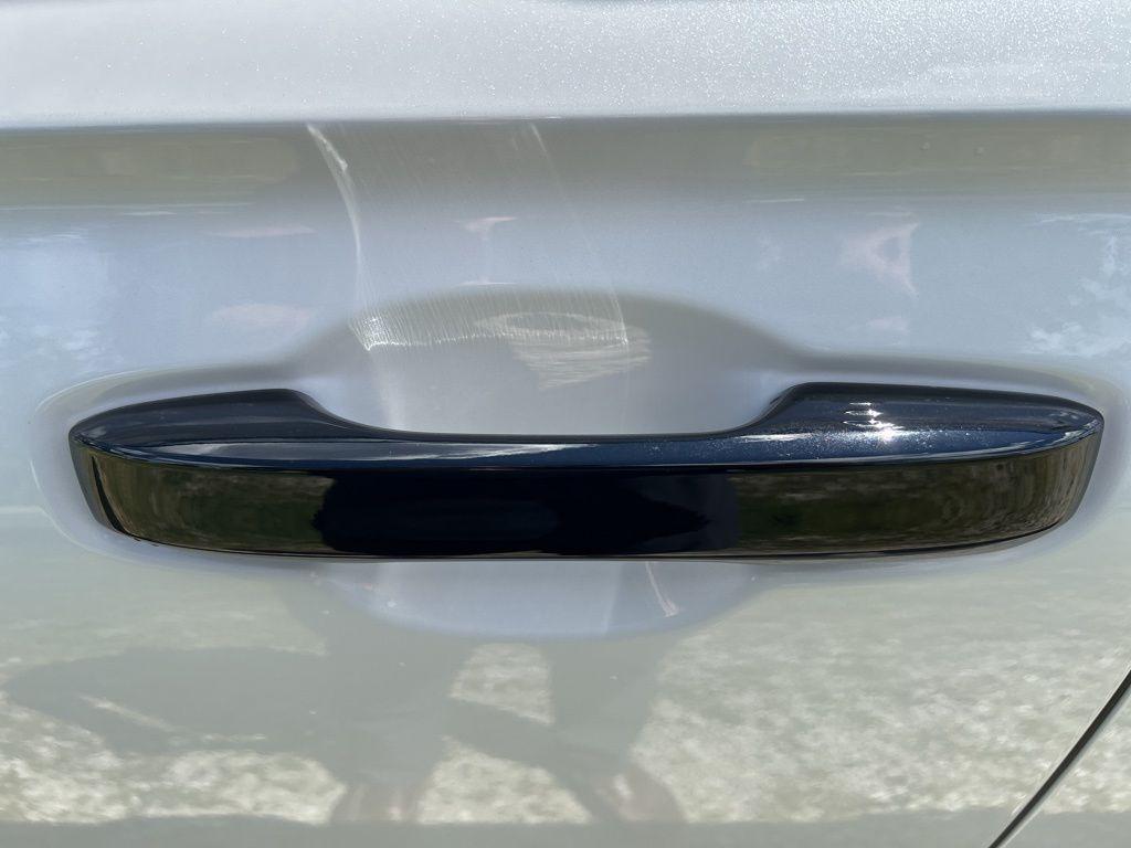 new 2026 Honda CR-V Hybrid car, priced at $41,150