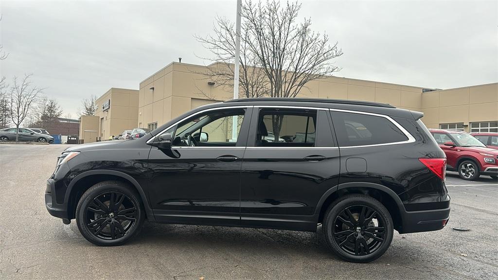 used 2022 Honda Pilot car, priced at $31,616