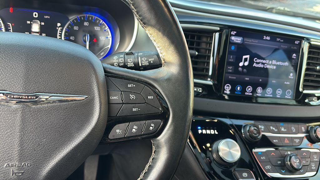 used 2018 Chrysler Pacifica car, priced at $12,962