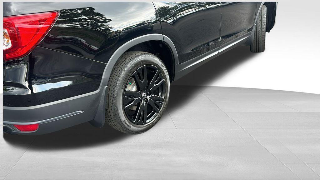 used 2022 Honda Pilot car, priced at $34,492