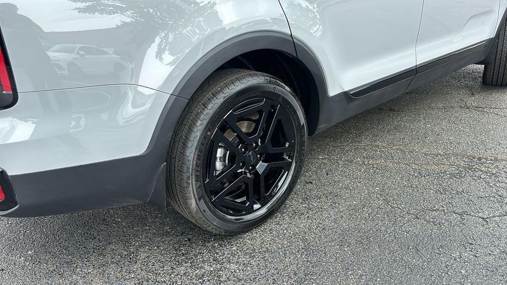 used 2025 Kia Telluride car, priced at $47,379