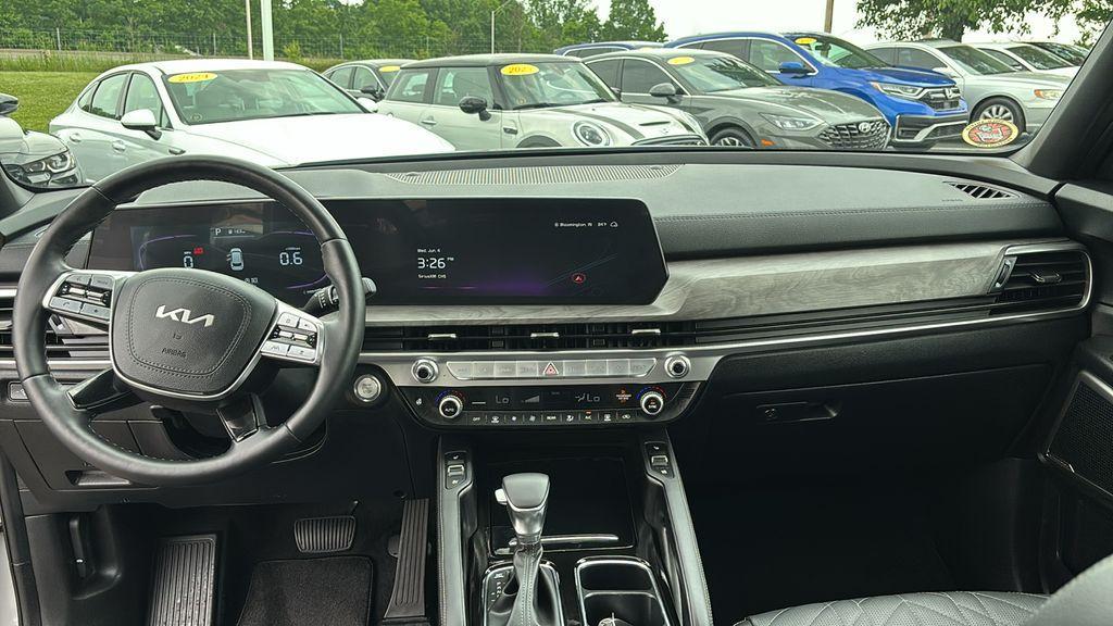 used 2025 Kia Telluride car, priced at $47,379