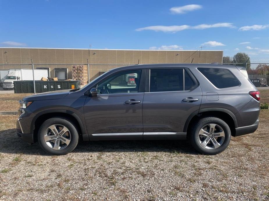 new 2025 Honda Pilot car, priced at $46,475