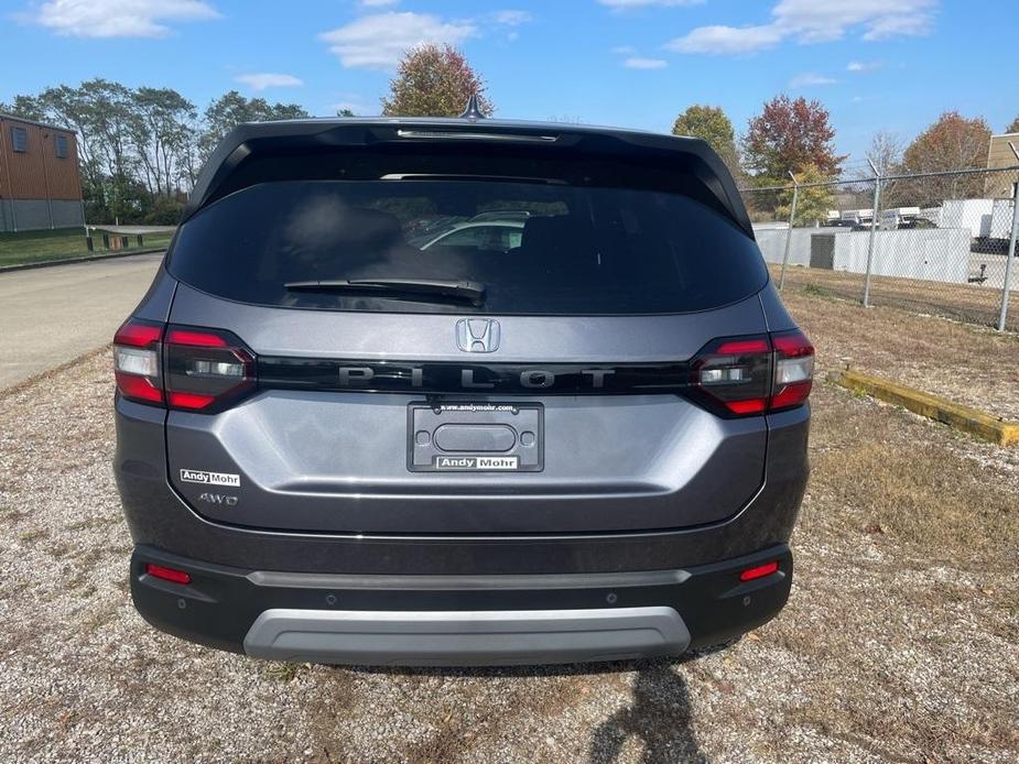 new 2025 Honda Pilot car, priced at $46,475