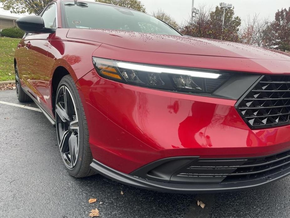 new 2025 Honda Accord Hybrid car, priced at $35,205