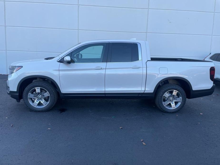 new 2025 Honda Ridgeline car, priced at $43,830