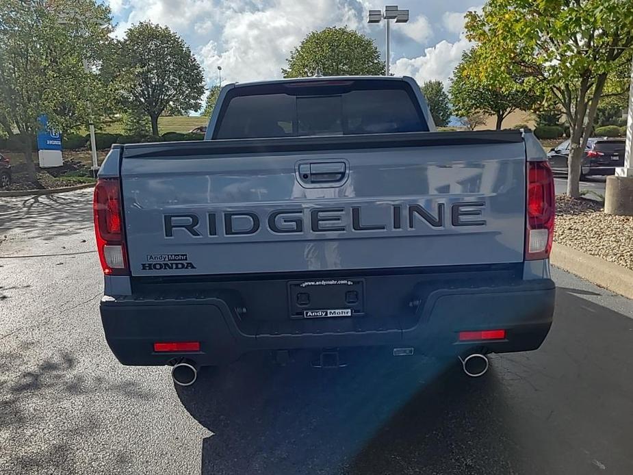 new 2025 Honda Ridgeline car, priced at $43,580