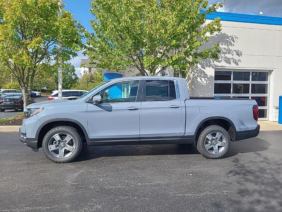 new 2025 Honda Ridgeline car, priced at $43,580