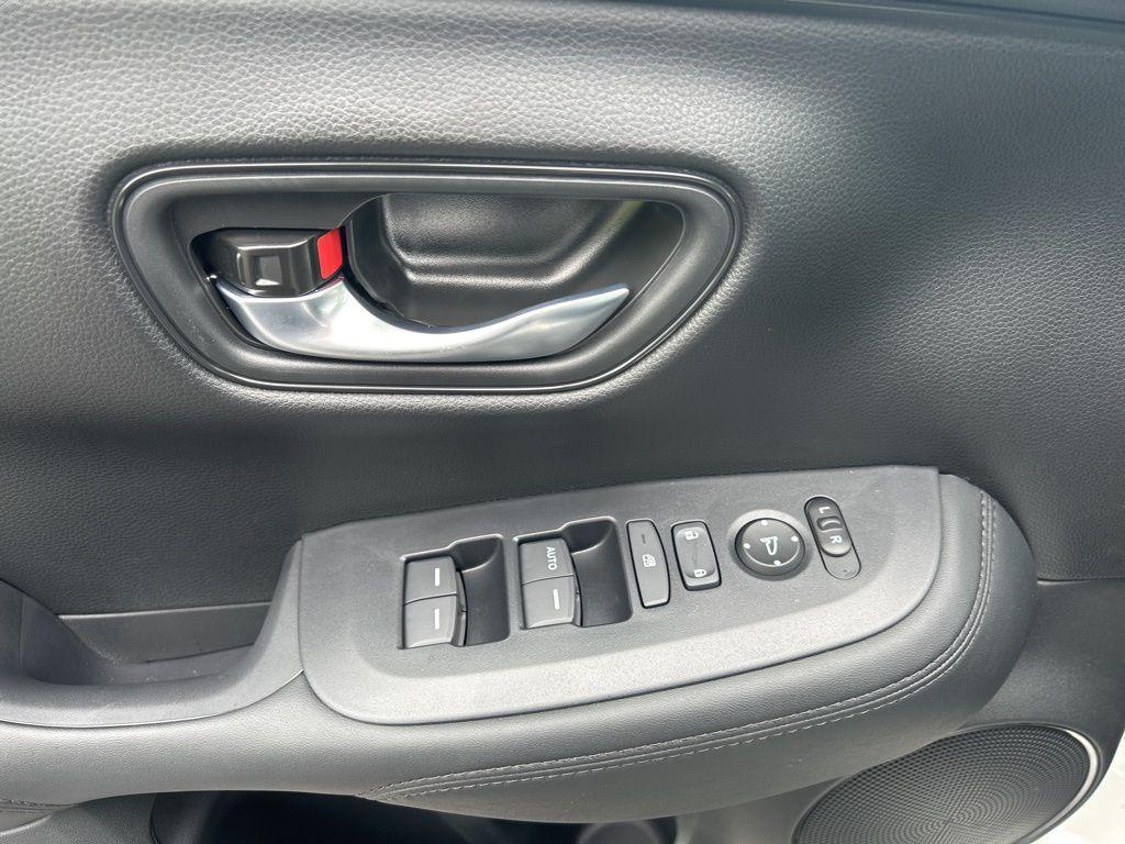 new 2026 Honda HR-V car, priced at $28,965