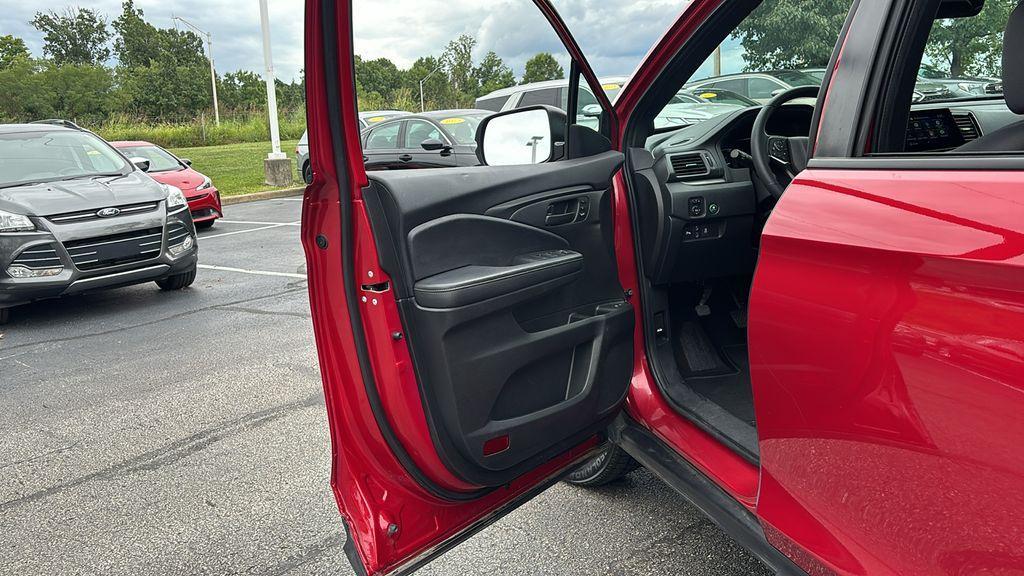 used 2023 Honda Passport car, priced at $29,725