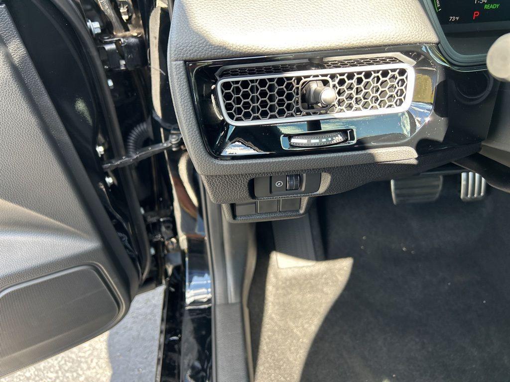 new 2026 Honda Civic Hybrid car, priced at $33,213