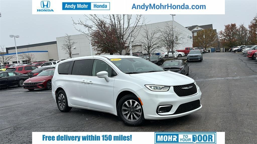 used 2022 Chrysler Pacifica Hybrid car, priced at $24,989