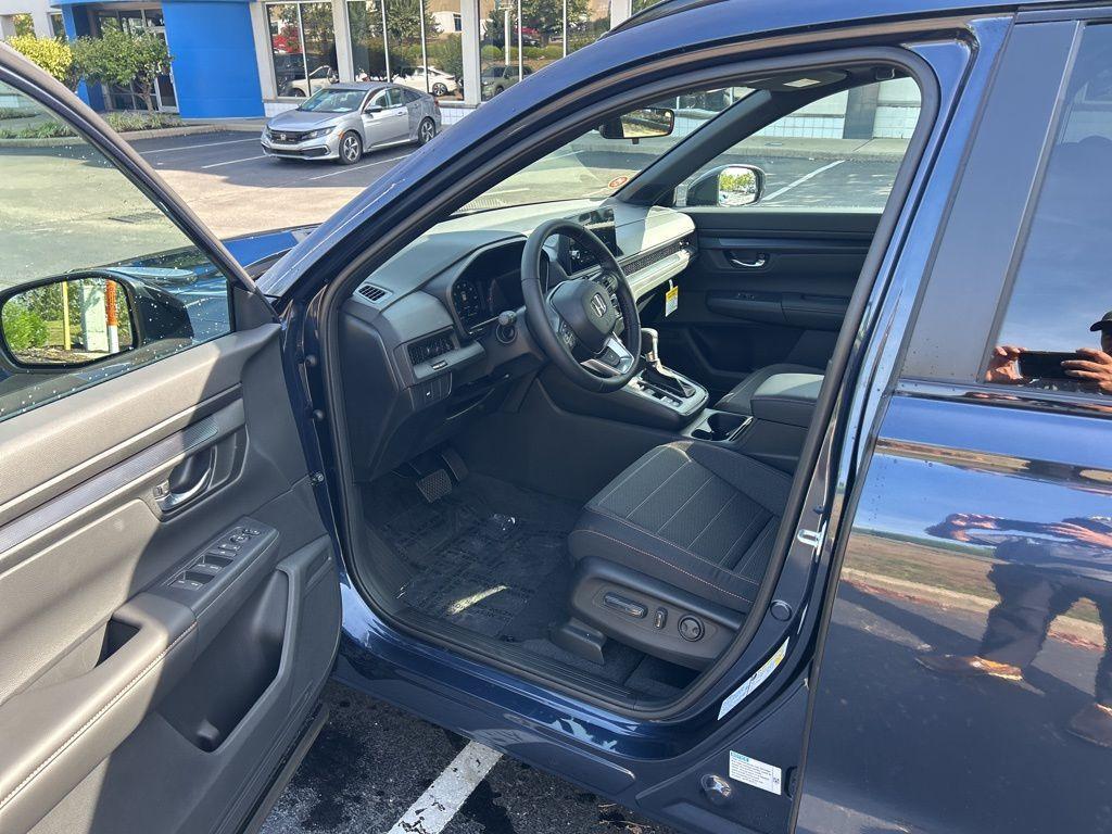 new 2026 Honda CR-V Hybrid car, priced at $38,832