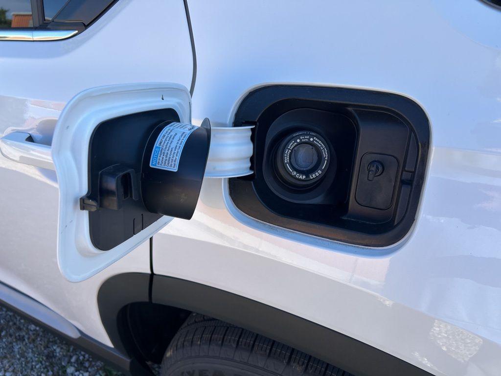 new 2025 Honda Pilot car, priced at $44,795