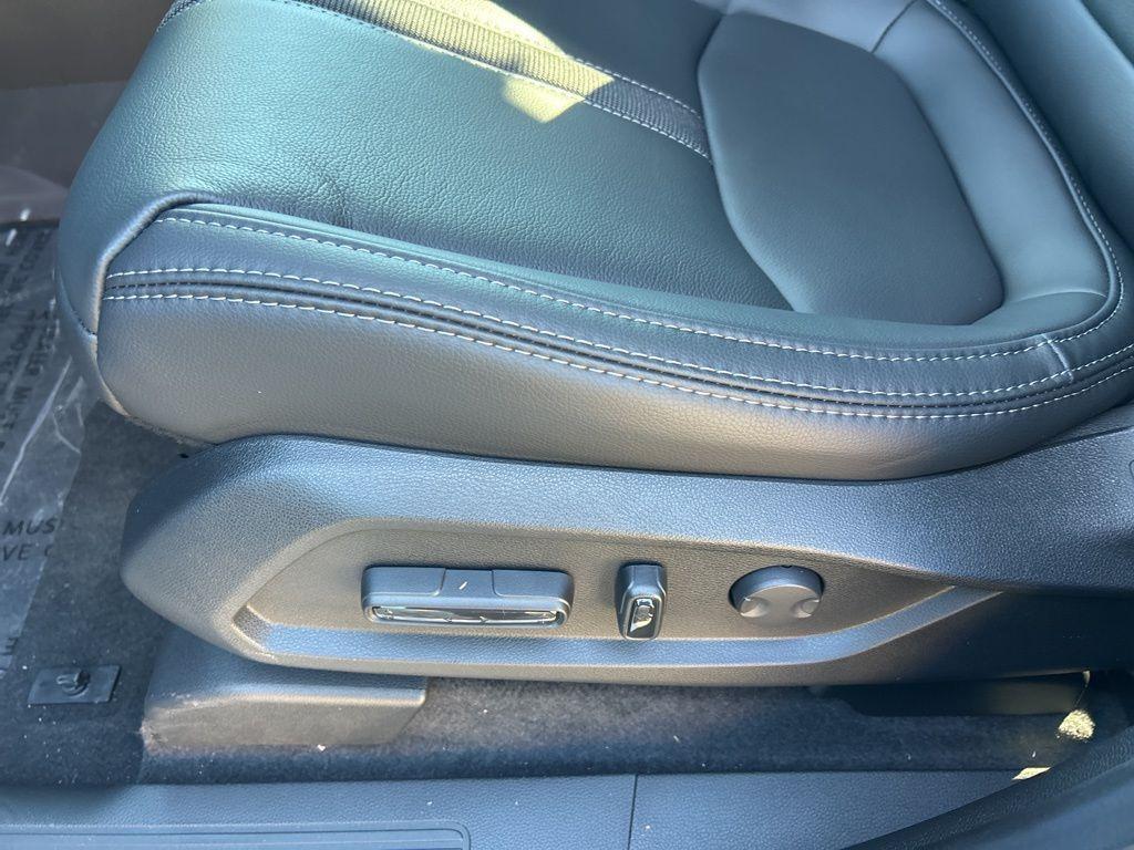 new 2025 Honda Pilot car, priced at $44,795