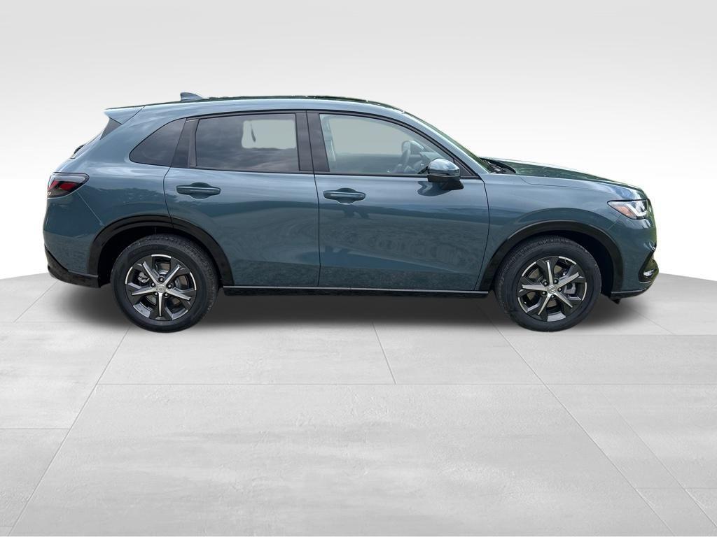 new 2025 Honda HR-V car, priced at $33,050